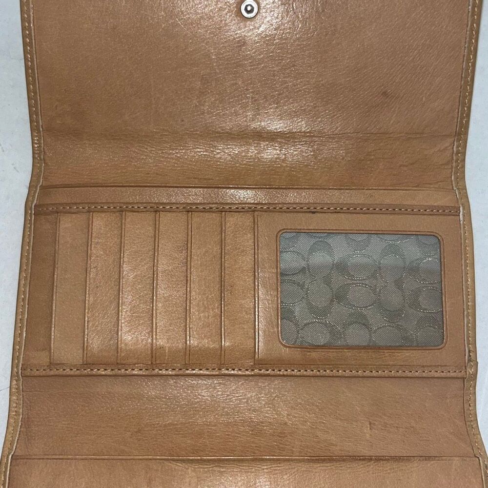 Coach Women's Light Tan Hampton Bill Card Coin Tri-Fold Leather Wallet - Picture 8 of 11